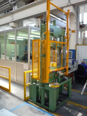 osłony i obudowy pras