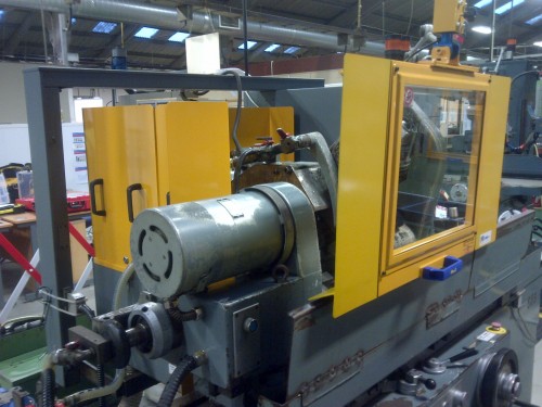 osłona szlifierki wymagania BHP